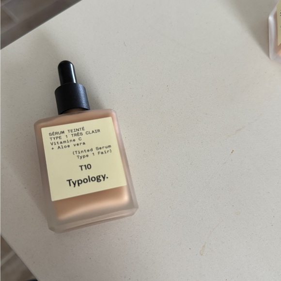 Typology Tinted Serum Type 1 Fair - Picture 3 of 5